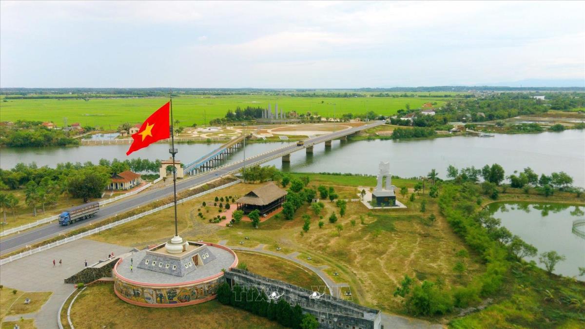 Cầu Hiền Lương