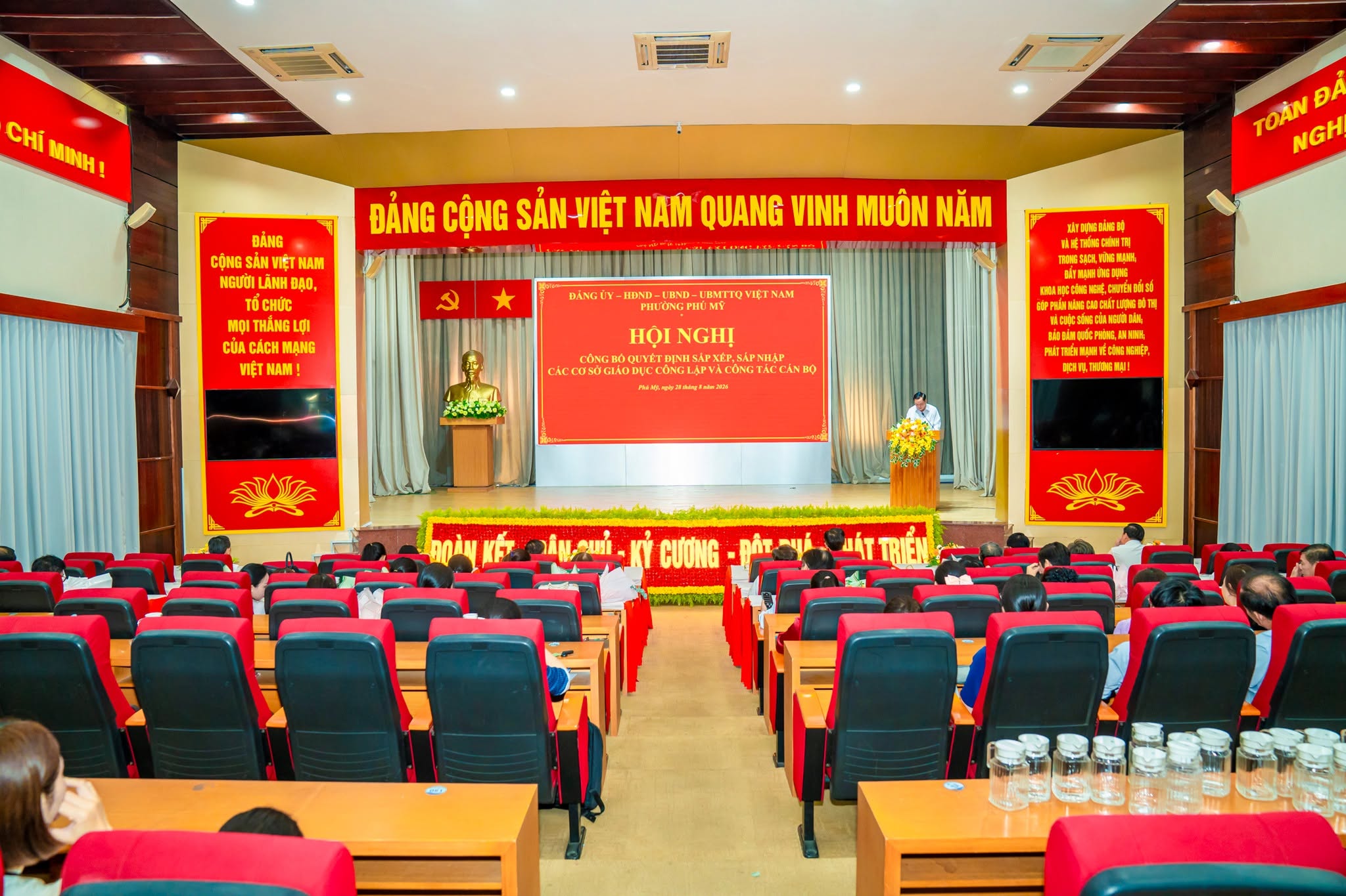 Sáp nhập và thành lập trường Tiểu học Nguyễn Văn Trỗi mới